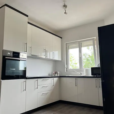 Lejlighed Apartman Romansa Sa 4 Spavace Sobe